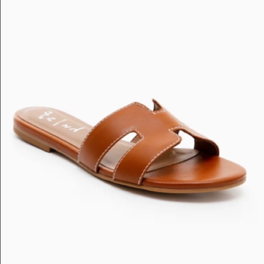 H Sandals